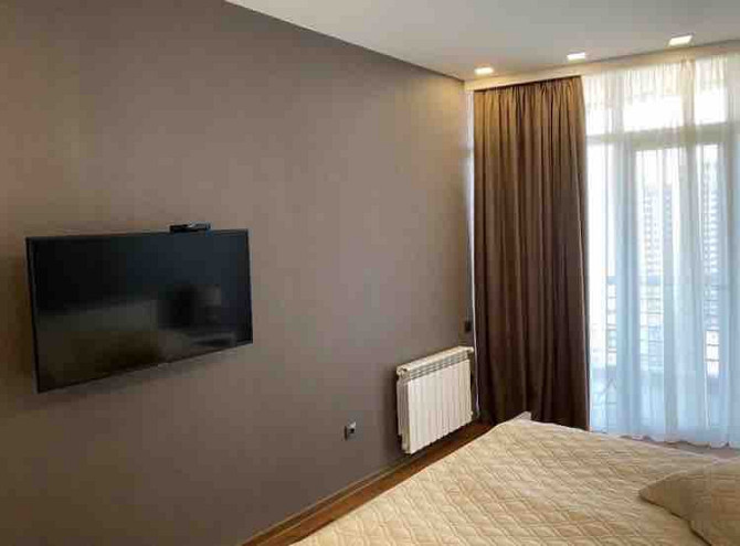 Real Palace 2-room apartment 18 floor Batumi - photo 5