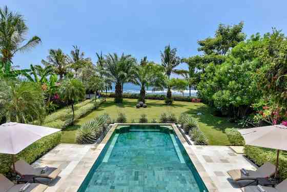 Villa Mahkai - Romantic Beachfront Vacation Rental Seririt