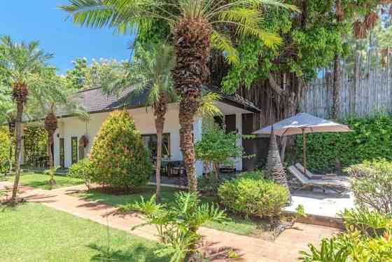 Villa Mahkai - Romantic Beachfront Vacation Rental Seririt