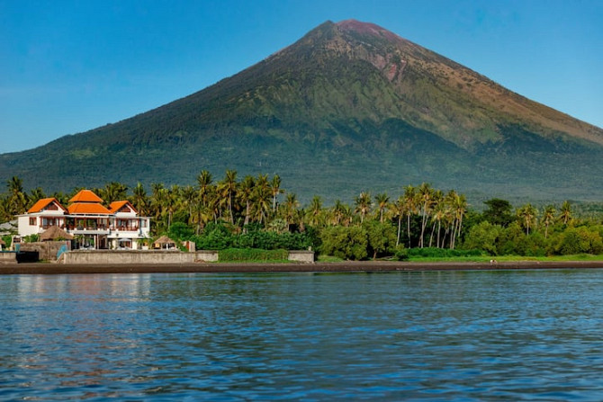 Вилла Agung beach front в Амеде Banjar - photo 5