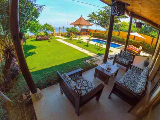 Вилла Ocean Beachfront Villa Бесплатный приветственный завтрак. Banjar