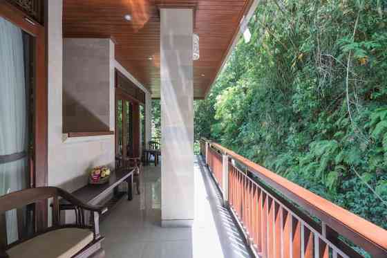 Вилла Ubud River Villa, бассейн, вид на реку Ubud