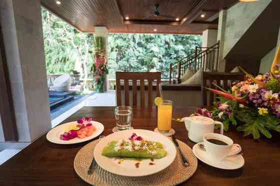 Вилла Ubud River Villa, бассейн, вид на реку Ubud