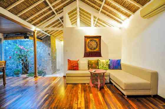 Eco Green House Sanur / 100 м до пляжа. Denpasar