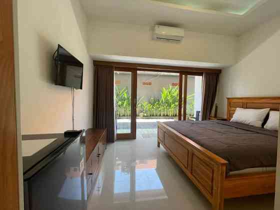 Juno Room Drupadi Seminyak Kuta