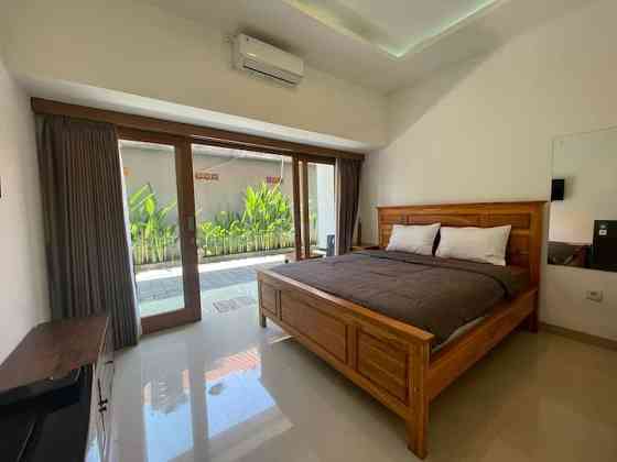 Juno Room Drupadi Seminyak Kuta