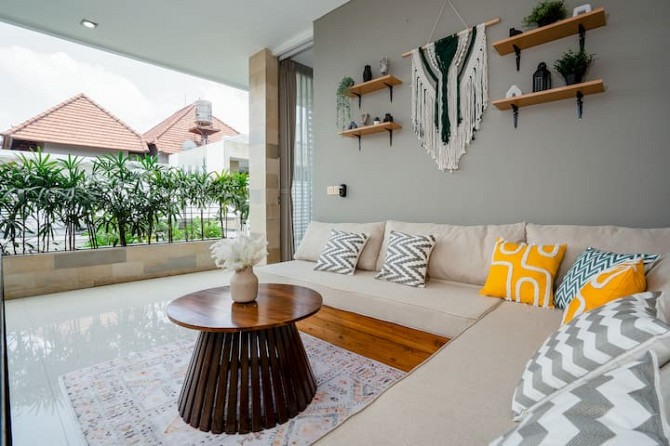 Zeta Villa - New Spacious 2BR in Seminyak Kuta - изображение 6