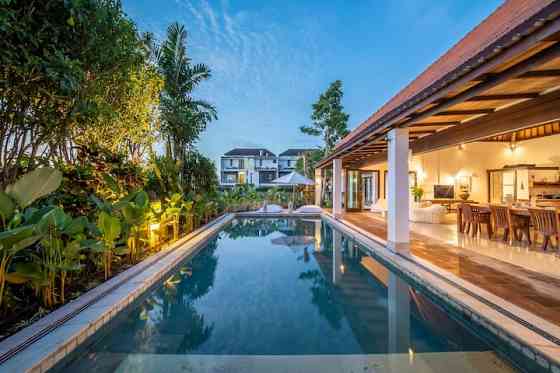 Красивая 4 BR Villa Oasis на рисовых полях Denpasar