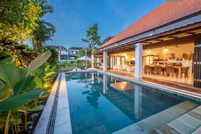 Красивая 4 BR Villa Oasis на рисовых полях Denpasar - изображение 1