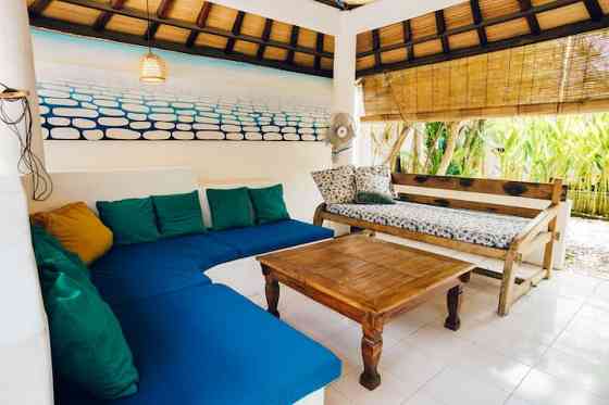 Bali style seminyak  3b beach house Kuta