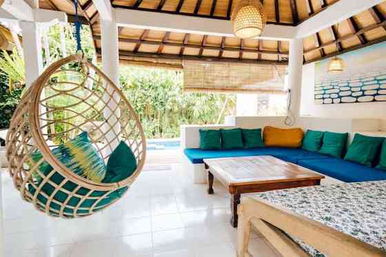 Bali style seminyak  3b beach house Kuta