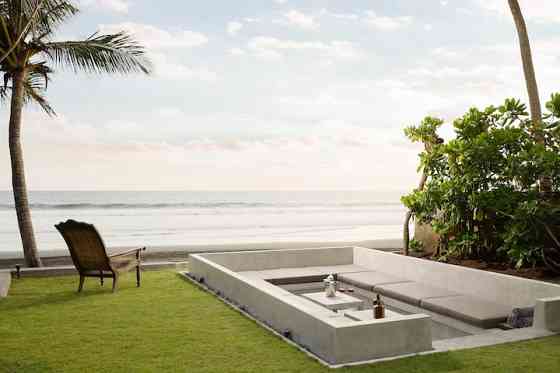 Black Beach Villa - Serene Beachfront Tabanan