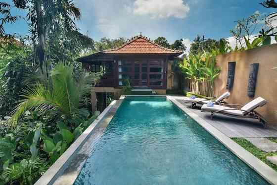 Villa Dharuna, Luxury 3BR, Valley on Ubud Center Ubud