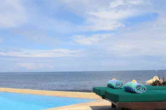 Вилла Bunga Melati Luxury Private Beachfront villa Banjar