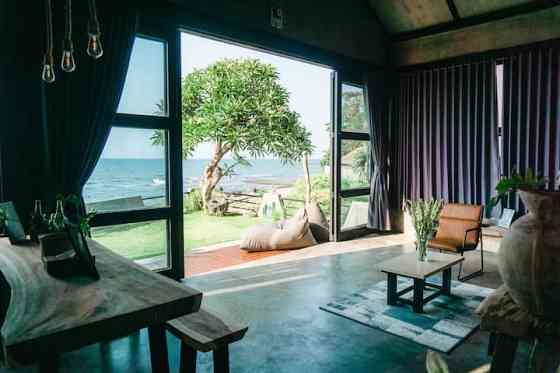 EJ House: Absolute Beach Front Industrial House Singaraja