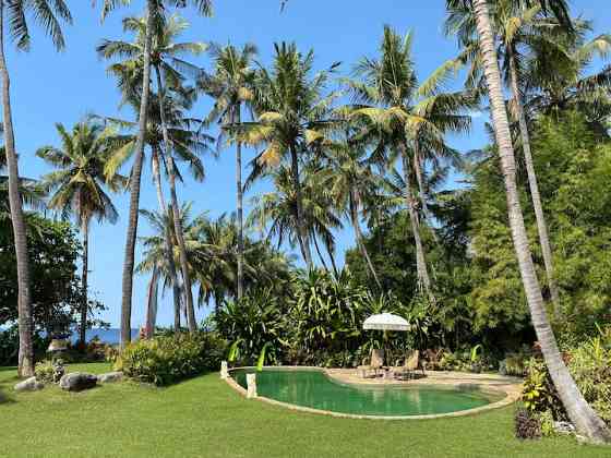 Вилла Beachfront Villa CAPE GULAH + бассейн Singaraja