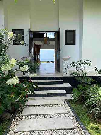 Вилла Sheeba, 3 BR Beautiful Beachfront Stay! Seririt