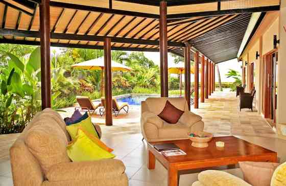 Lovina Beachfront 4 Bed Luxury Banjar