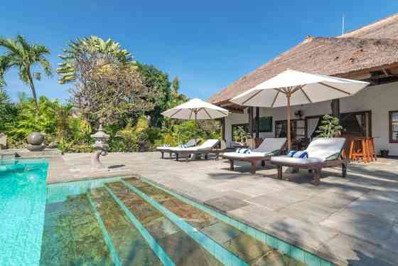 Lovina Private Beachfront ⭐️ ⭐️⭐️⭐️⭐️ Poolvilla Banjar