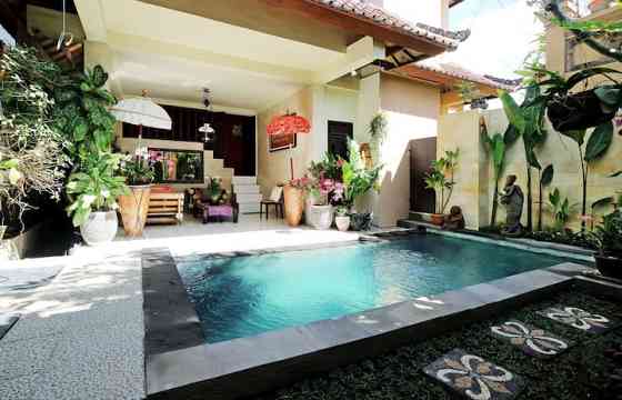 Rumah Agung 2BR House с частным бассейном Ubud