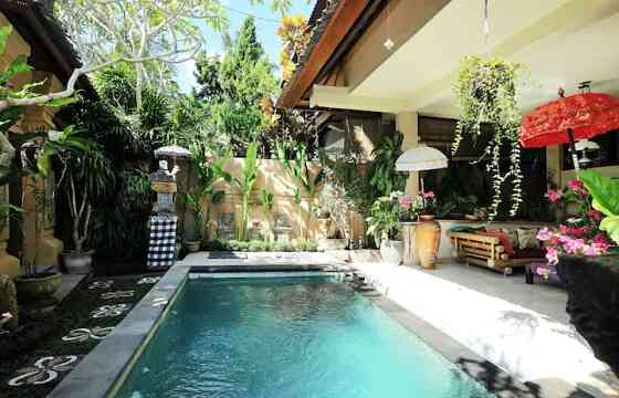 Rumah Agung 2BR House с частным бассейном Ubud