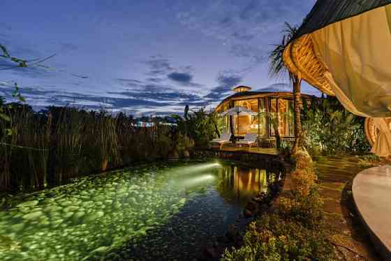 EARTHSHIP Eco Luxe Home Ubud