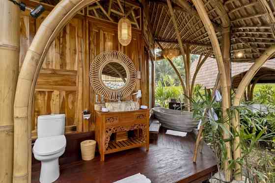 Натуральная вилла Eco 1BR Bamboo Villa на рисовых полях Ubud