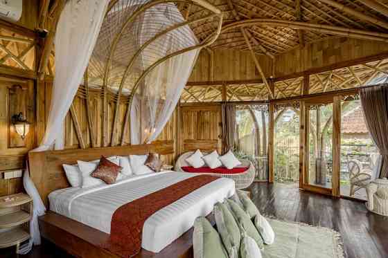 Натуральная вилла Eco 1BR Bamboo Villa на рисовых полях Ubud