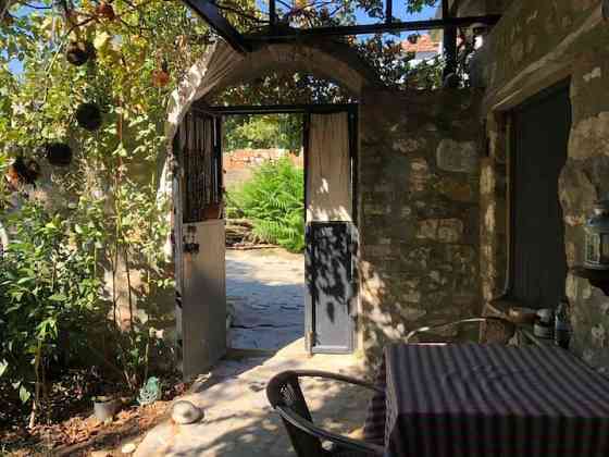 Selcuk- Camlik Stone House with Garden Сельчук