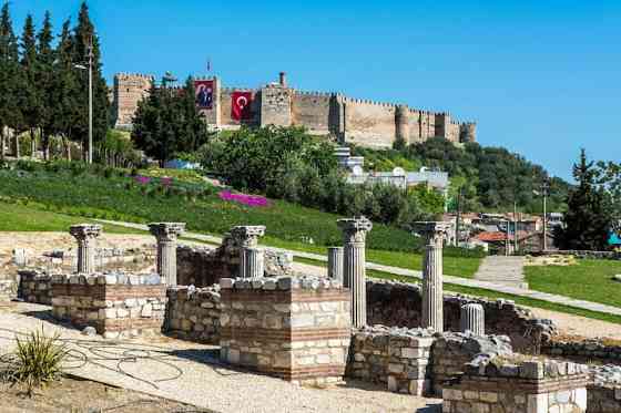 Selcuk Ephesus Castle View Suites-1 Сельчук