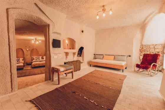 Pinhan Suites,5 Persons Fascinating Cave Rooms Невшехир