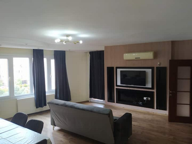 Peaceful City Center 3 BR Flat Mercin - photo 1