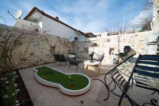 Golf, Cinema, BBQ - Foça Center 2BR Stone Home Foca