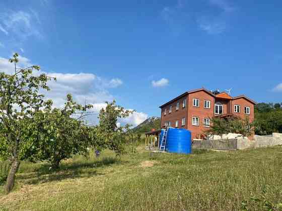 Шале, переплетенное с природой. Iznik