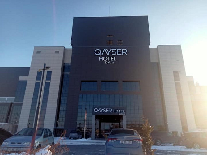 Qayser Hotel Deluxe Талас - изображение 1