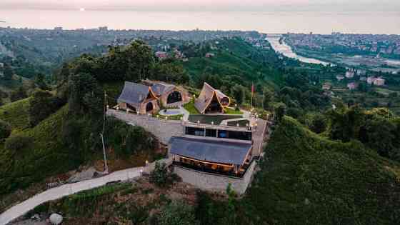 Sea House. Ардешен