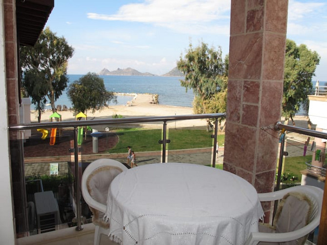 Апартаменты Sunset Beach Apartments (No:6) with Sea View Turgutreis - photo 1