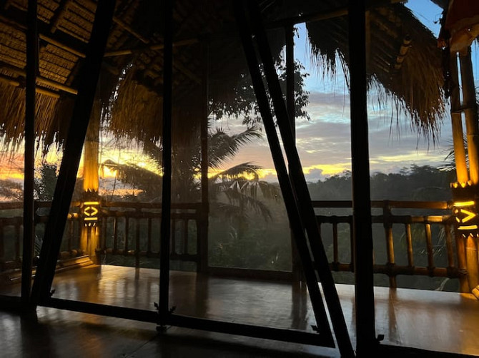 Nafka Lodge Private Eco Bamboo House, вид на джунгли Ubud - изображение 1