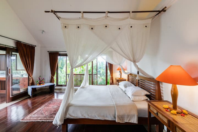 Вилла Ubud с 4 спальнями у бассейна с бассейном Hideaway Ubud - изображение 2