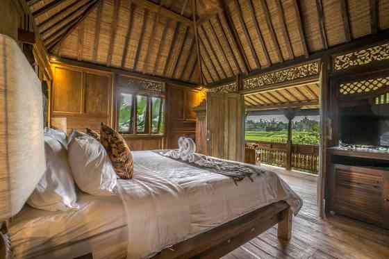 Malaya Antique Villa with Ricefield View Ubud