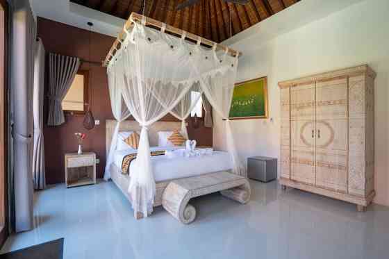 Tunjung Putih Villa Suite 3 с собственным бассейном. Ubud