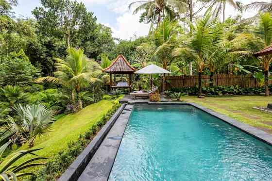 тропический деревянный дом №1 BR частный бассейн с джунглями. Ubud