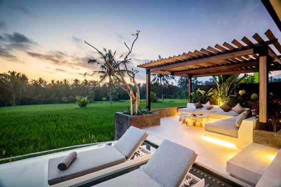 Роскошный курорт с 5 BDR Resort с видом на тренажерный зал и рисовое поле. Ubud