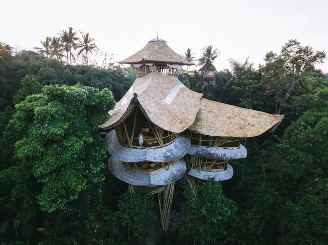 Sharma Springs 5 bds Luxurious Bamboo Mansion Pool Denpasar - photo 5