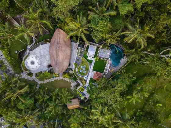 Вилла с 2 спальнями, бассейном и видом на джунгли. Ubud