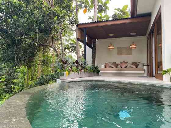 Newer Luxe Villa B, частный бассейн, вид на джунгли. Ubud