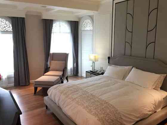 NirvaNAN Luxury Homestay - Grand Deluxe Balcony Нан