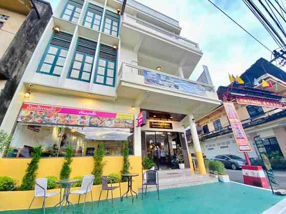 Thanyaporn hostel hotel Транг