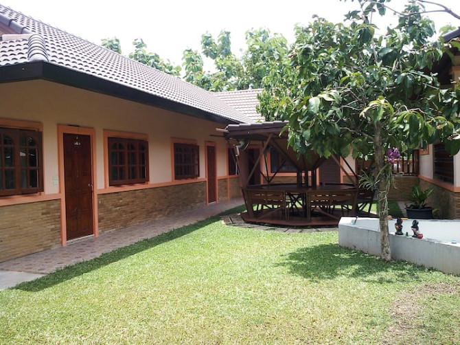 R/2 Itsaris Guest House, собственная ванная комната и кухня. Chiang Mai - photo 3