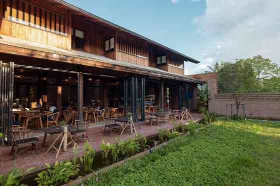 Вилла Teak Wood Heritage Pool Villa - The Brick for 3pax Mae Sai